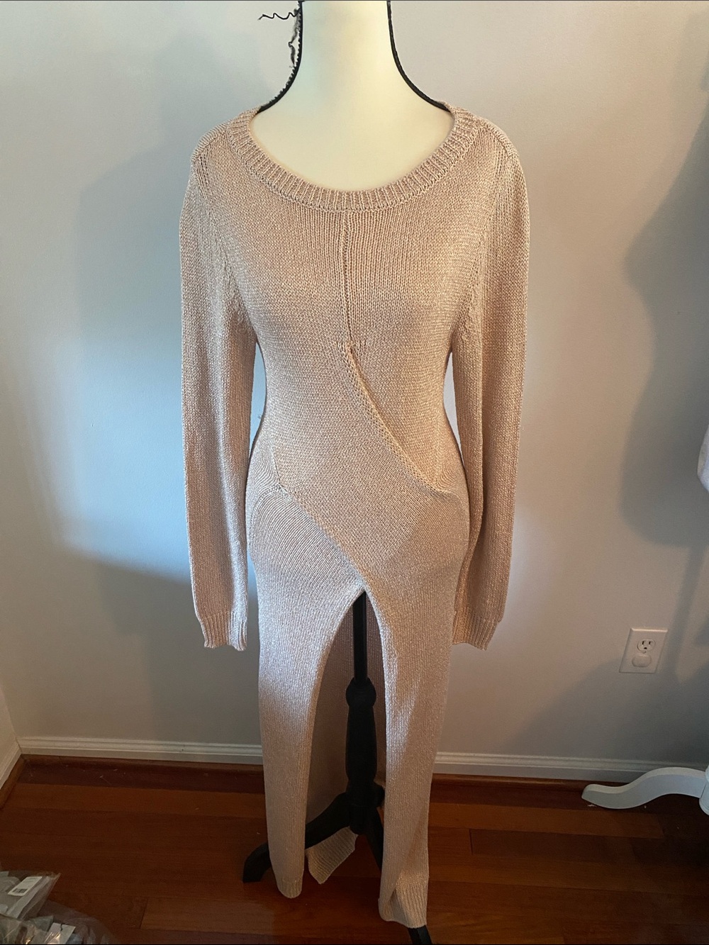 Venus size small sweater dress